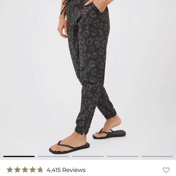 Albion Fit Animal Print Neutral Jetsetter Pants Joggers With Pockets Zipper - Picture 5 of 9